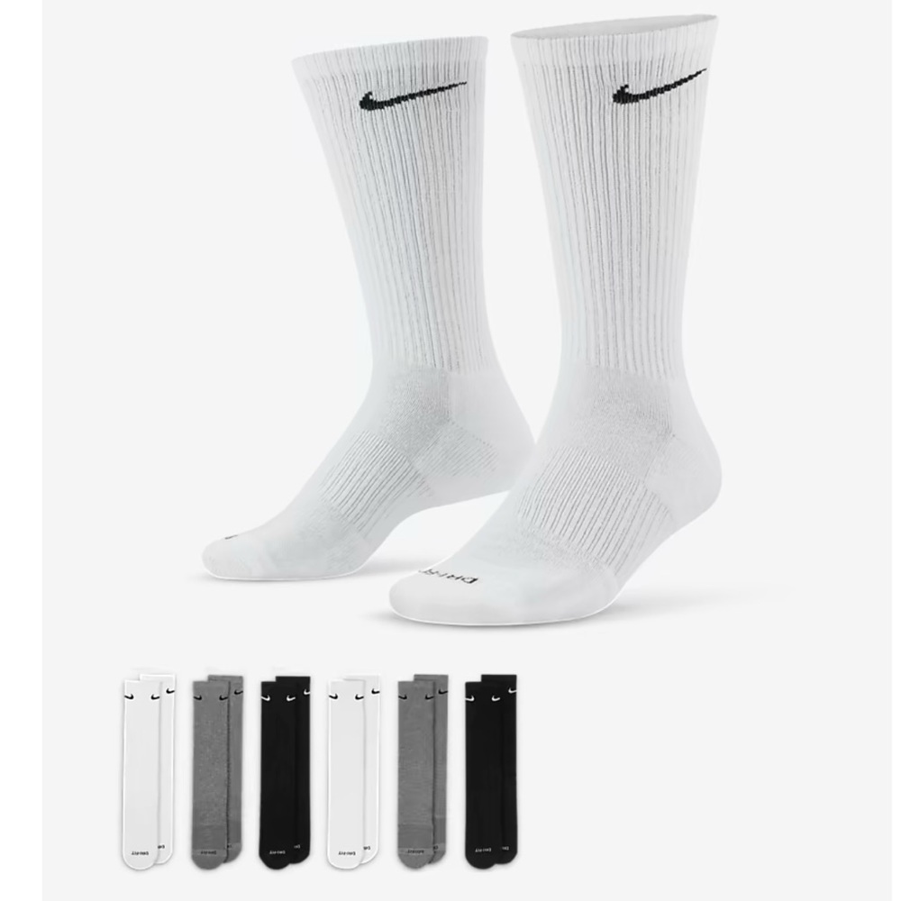 NIKE
Training Crew Socks (6 Pairs)
Nike Everyday Cushioned
NWT